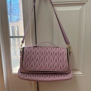 Elegant Pink Quilted Women's Travel Bag